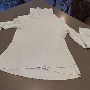Eddie Bauer  sz M turtleneck top